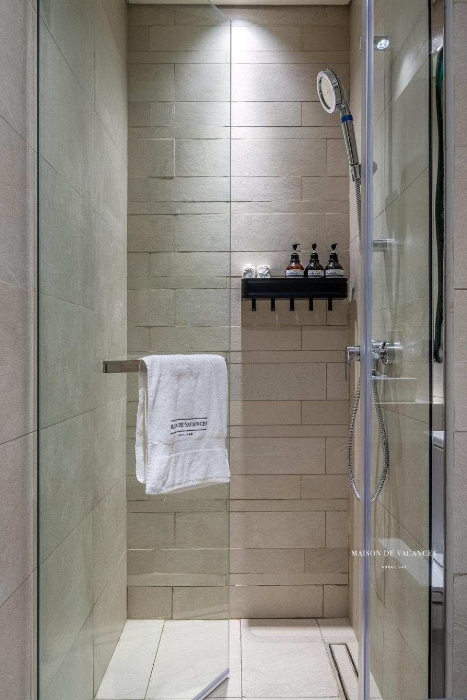 Modern 10mins From Mall Apartment