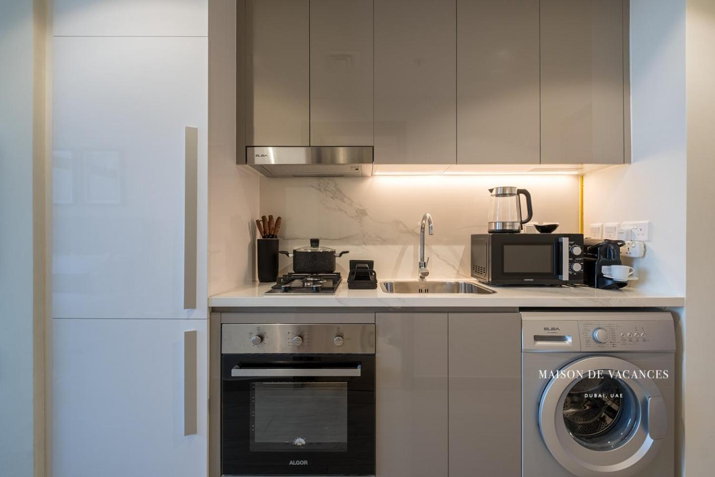 Modern 10mins From Mall * Dubai