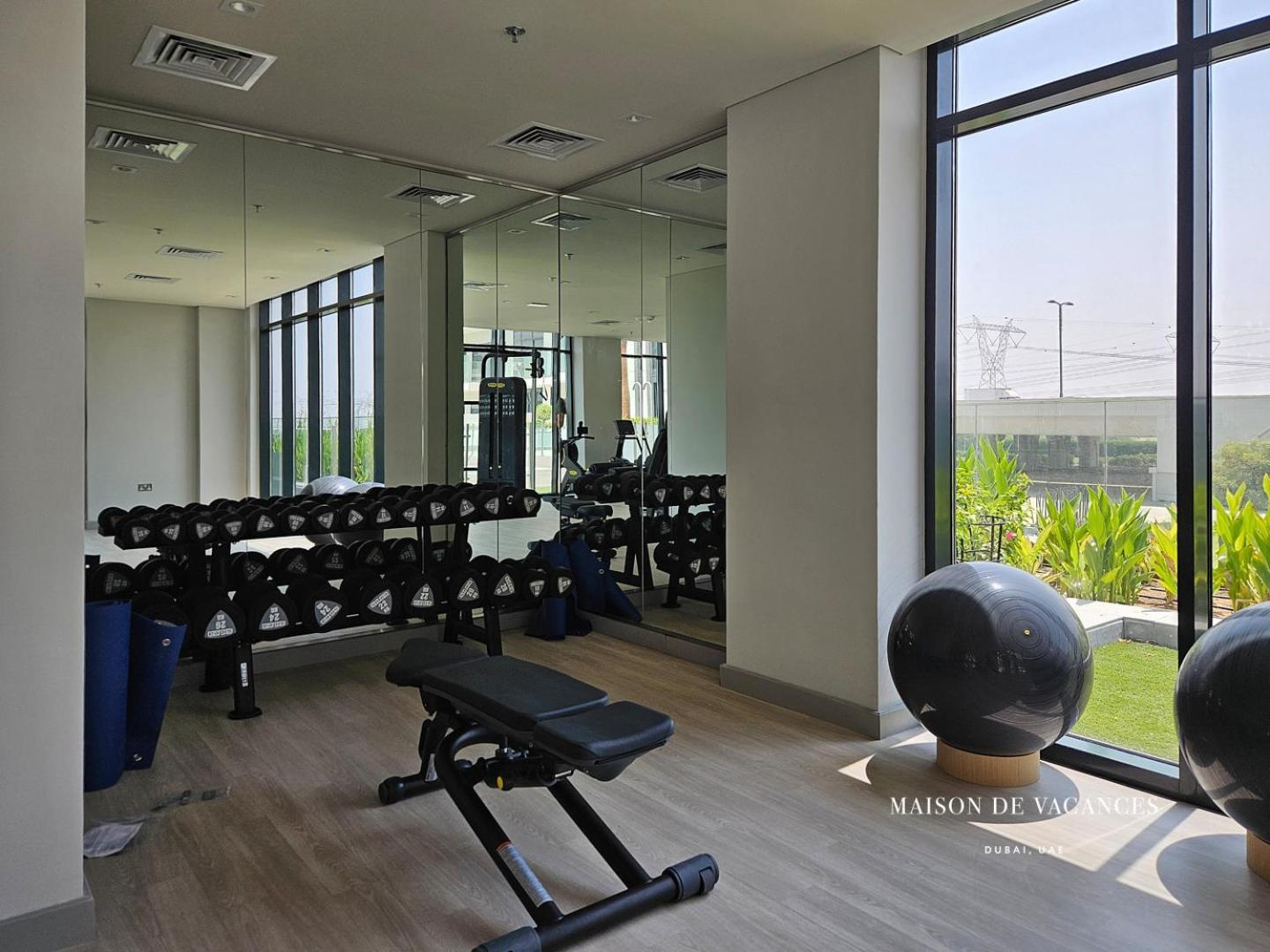 Modern 10mins From Mall Apartment *